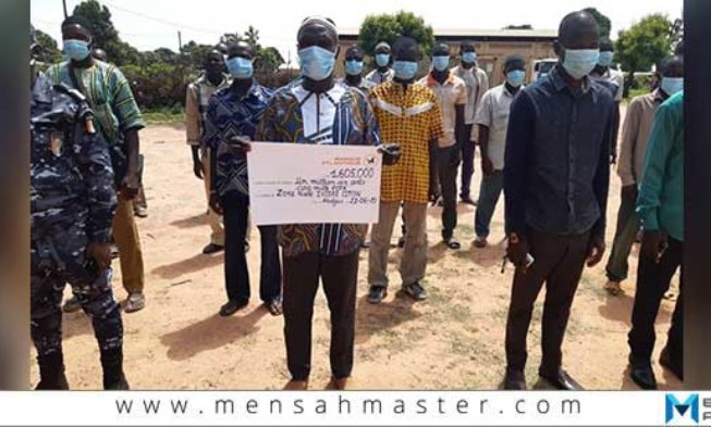 CÔTE D’IVOIRE : ATLANTIQUE ASSURANCES INDEMNISE LES AGRICULTEURS SINISTRES DURANT LA CAMPAGNE CONTONNIERE 2019-2020 img